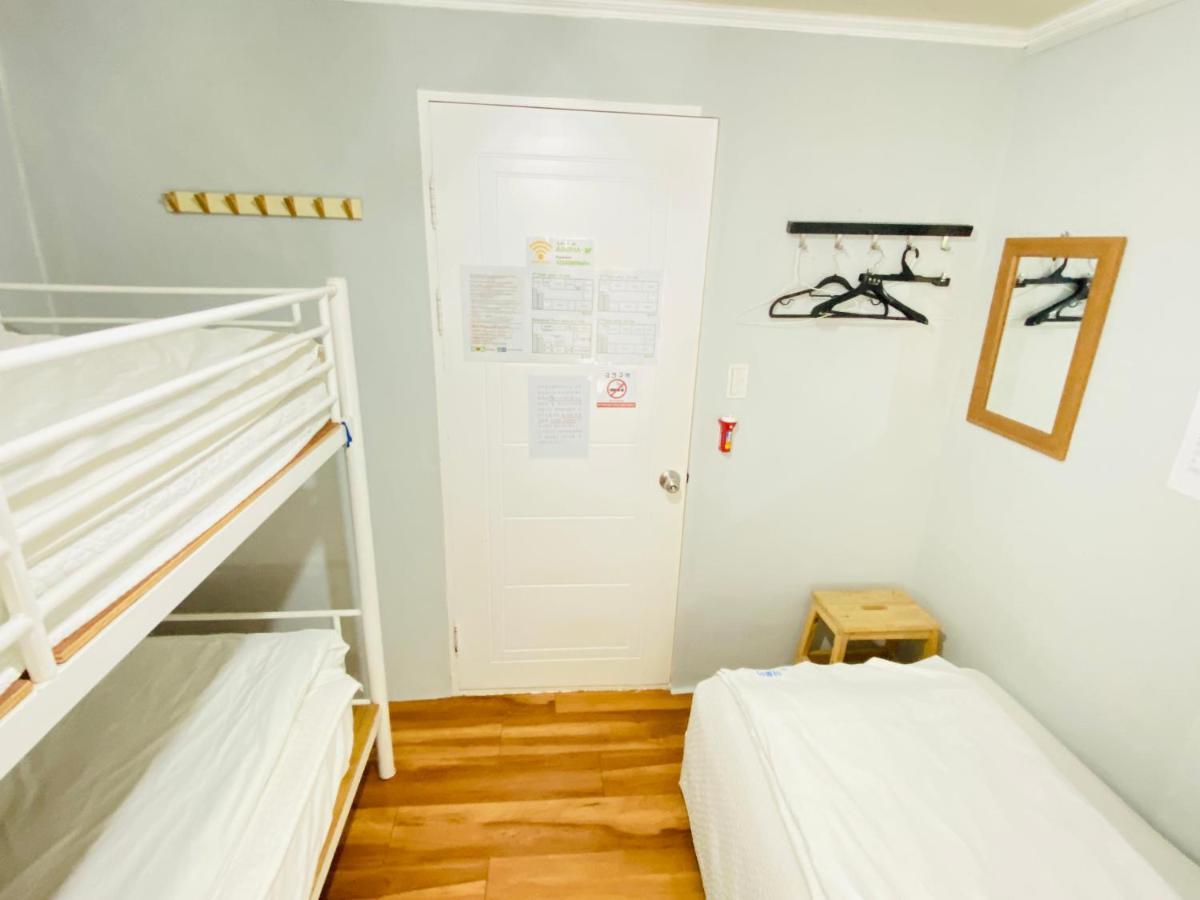 Aroha Guesthouse Seoul Station Esterno foto