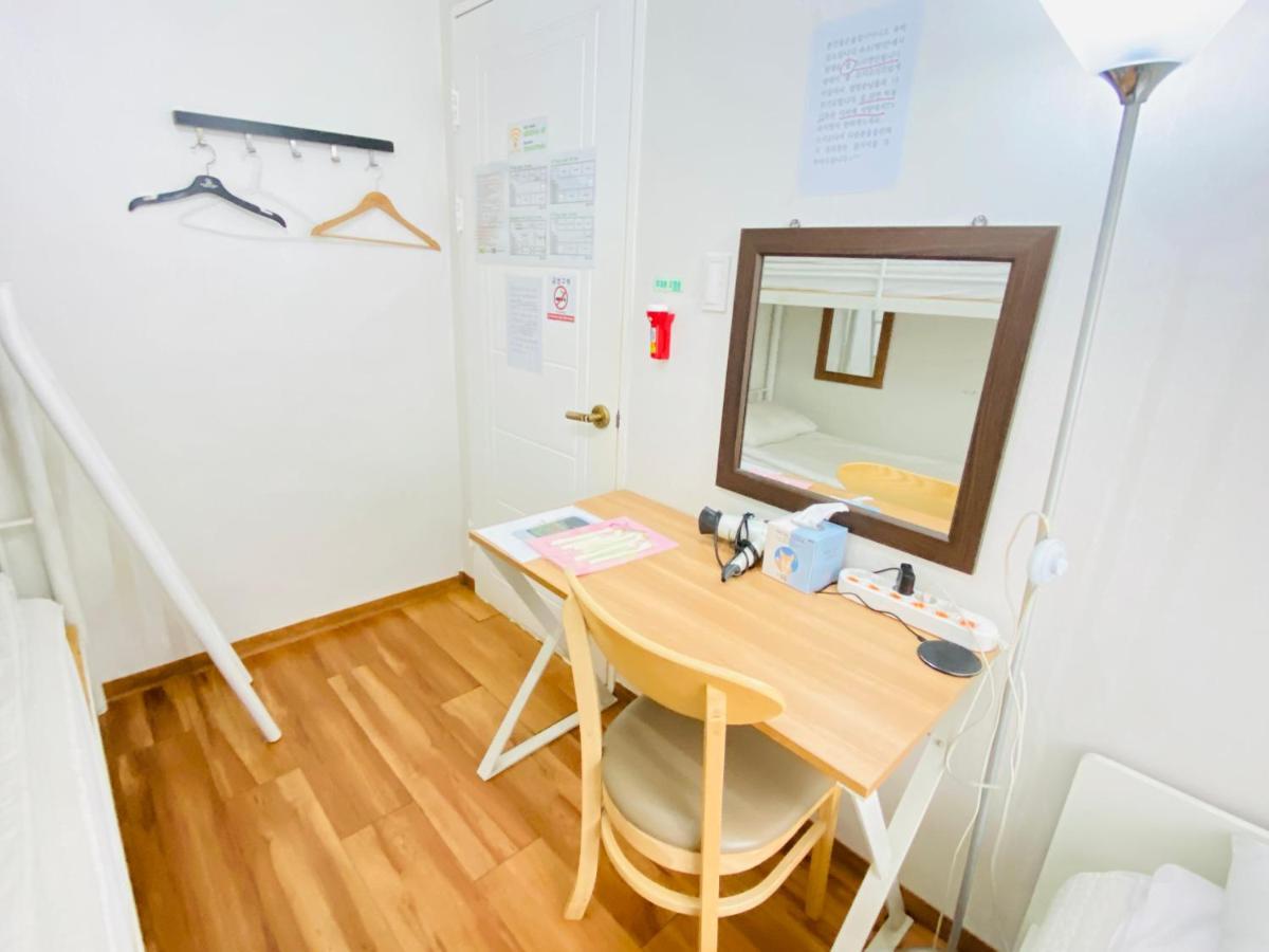 Aroha Guesthouse Seoul Station Esterno foto